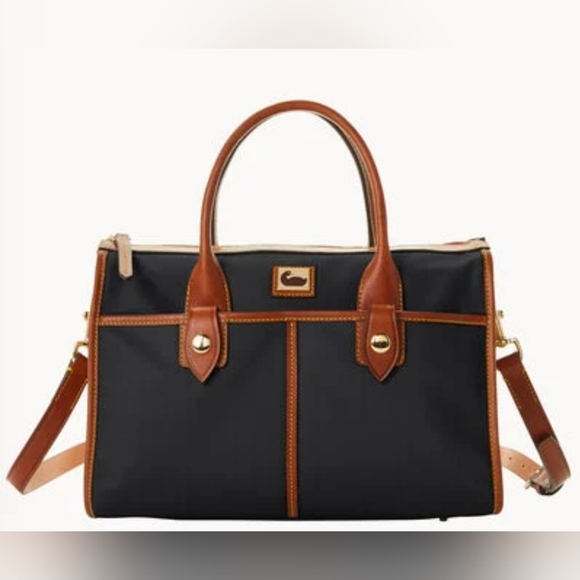 Dooney & Bourke Handbags - EUC Dooney & Bourke Wayfarer Satchel crossbody black nylon